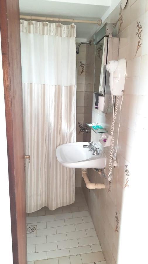 Hotel Marilian II Salta Ngoại thất bức ảnh