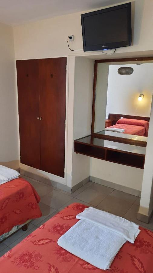 Hotel Marilian II Salta Ngoại thất bức ảnh