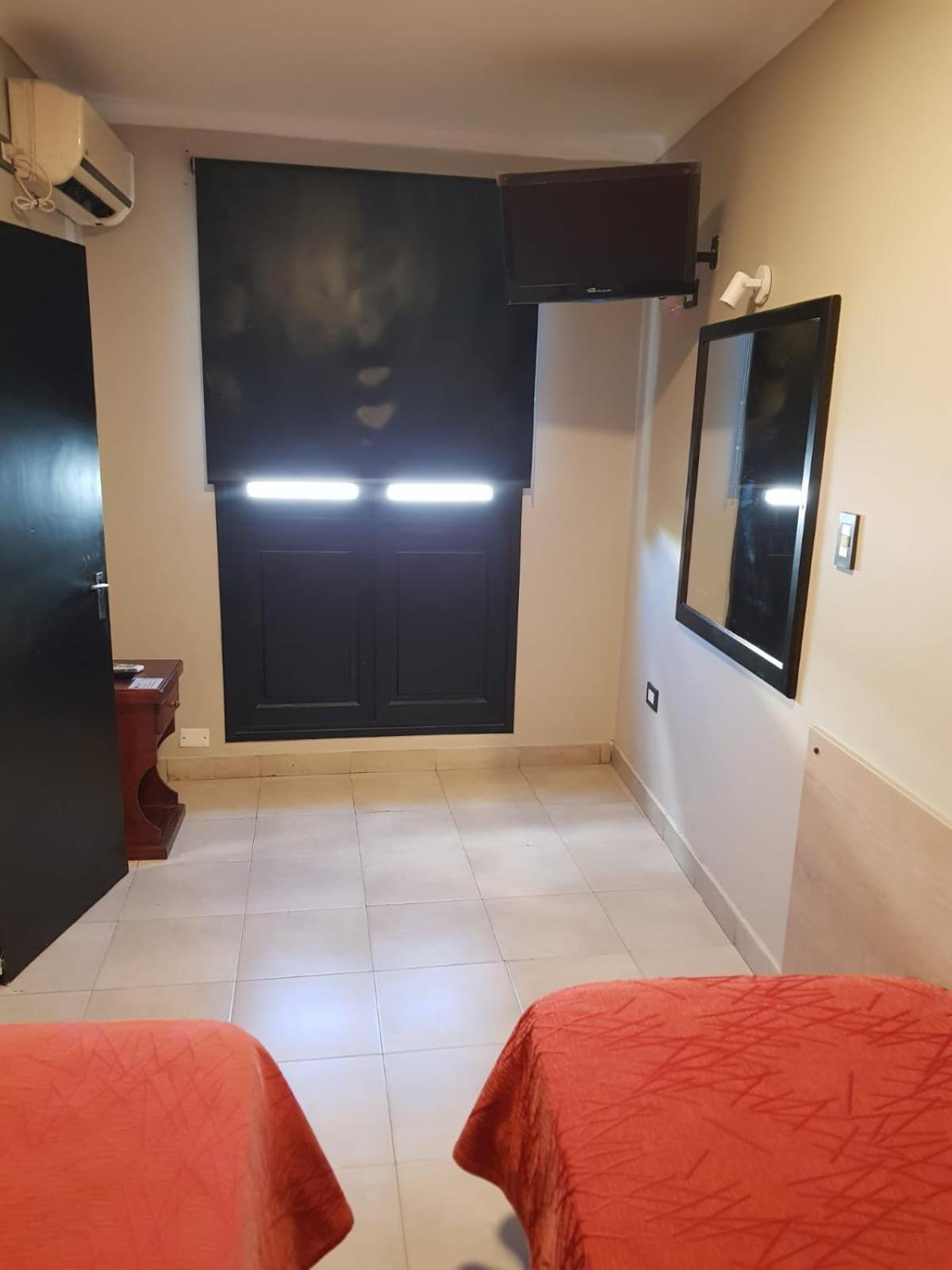 Hotel Marilian II Salta Ngoại thất bức ảnh
