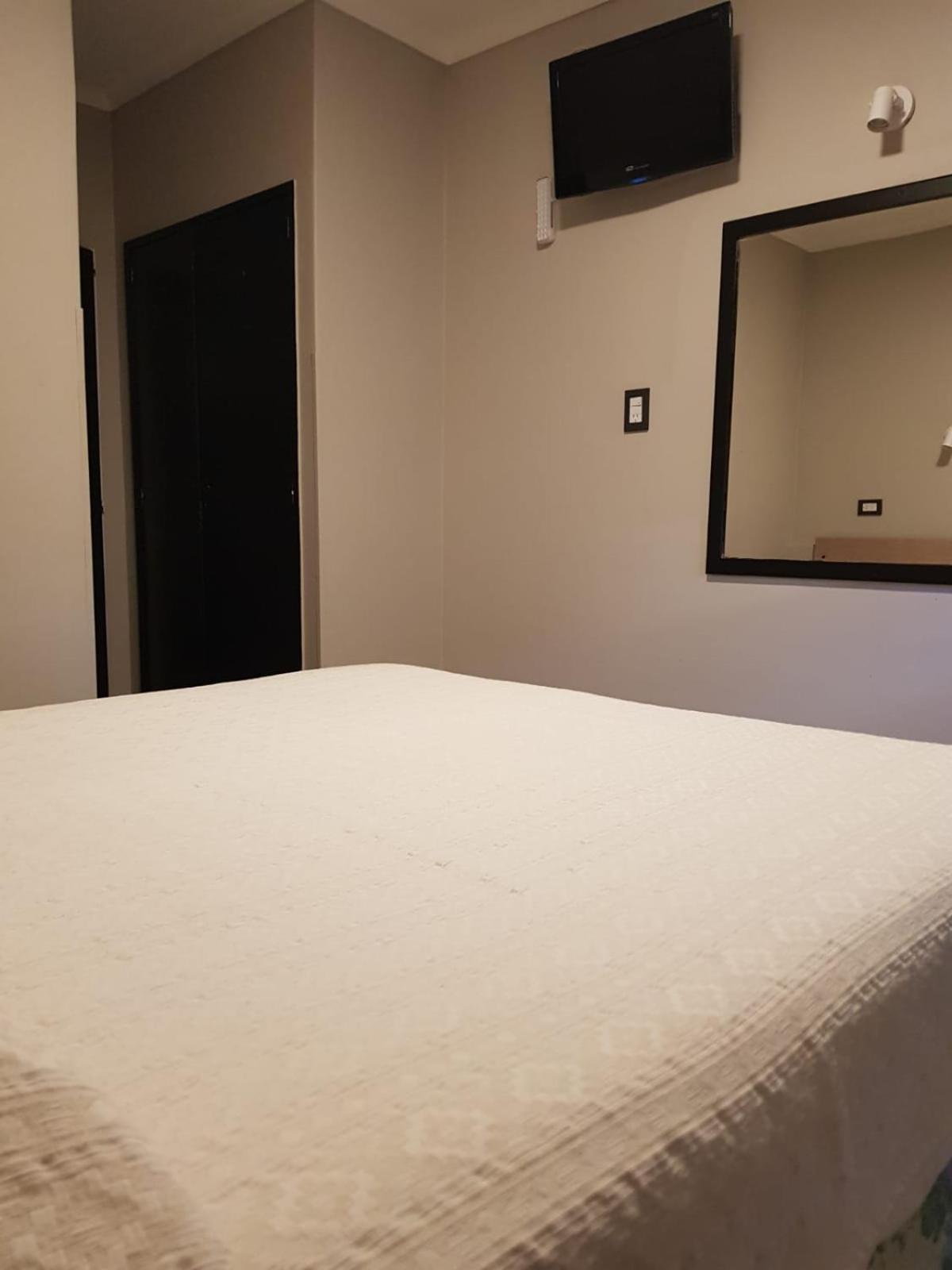 Hotel Marilian II Salta Ngoại thất bức ảnh