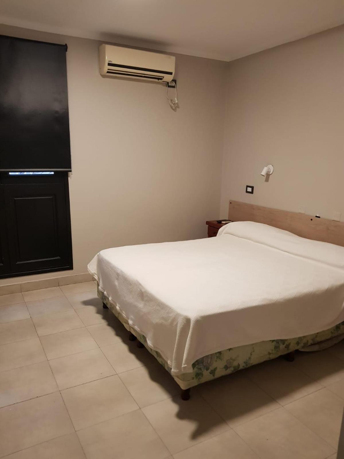 Hotel Marilian II Salta Ngoại thất bức ảnh