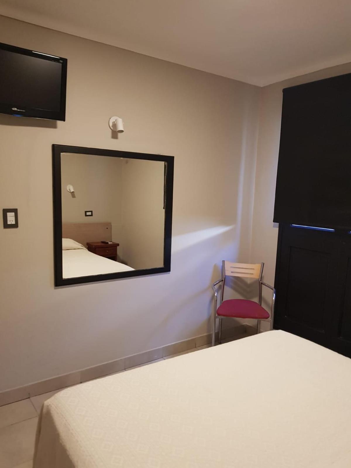 Hotel Marilian II Salta Ngoại thất bức ảnh